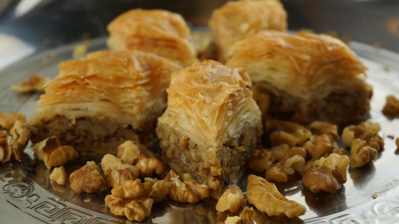 Baklava Cheesecake Bars